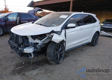 2015 Ford Edge Sport z USA, uszkodzony, nr VIN 2FMTK4AP5FBB70092